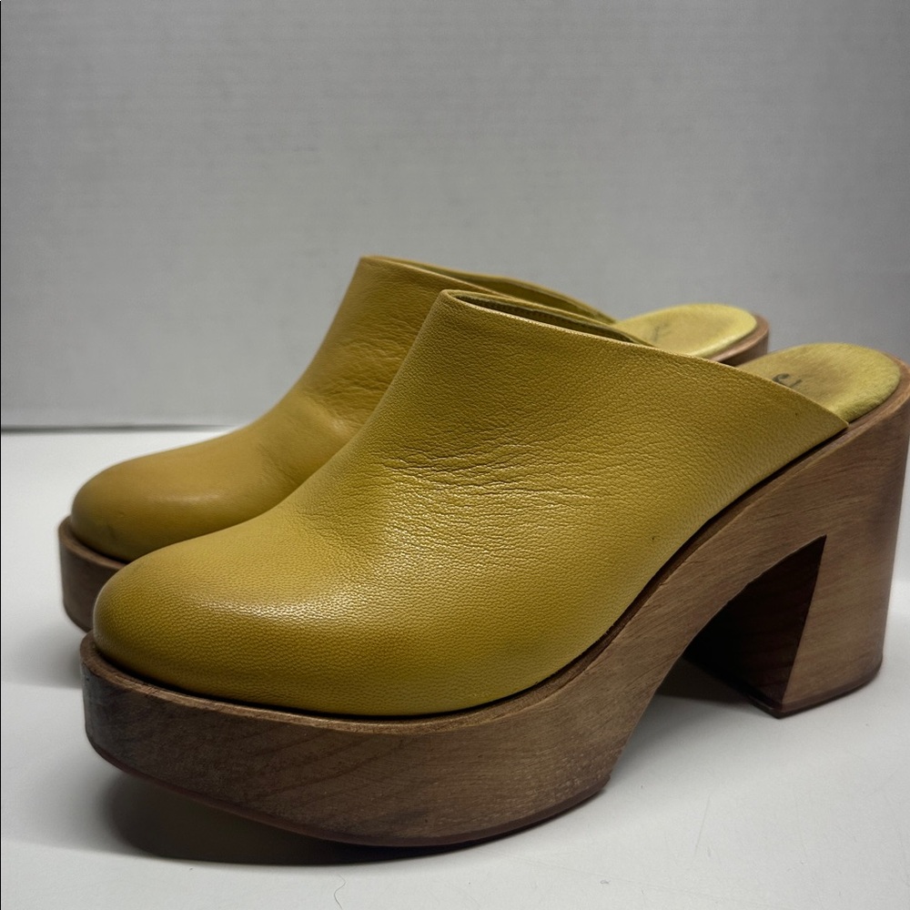 Free People Suki Platform Clogs High Heeled Open Back Shoes Yellow Size 38 / 8 - Picture 3 of 11